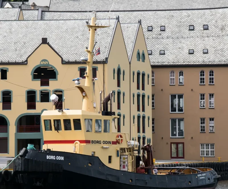VALDEMAR Multi-Purpose Vessel IMO 8108121 photo 3