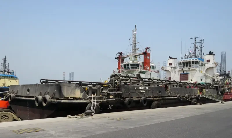 C TRAVELLER Offshore Vessel IMO 8110978 photo 7