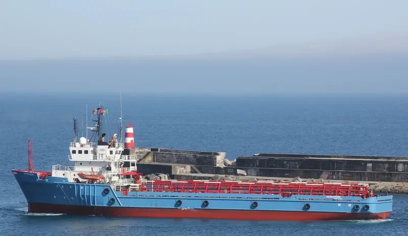 FOREVER Offshore Vessel IMO 8110992 photo 4