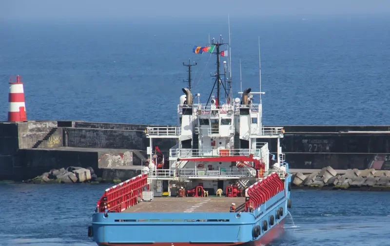 FOREVER Offshore Vessel IMO 8110992 photo 5