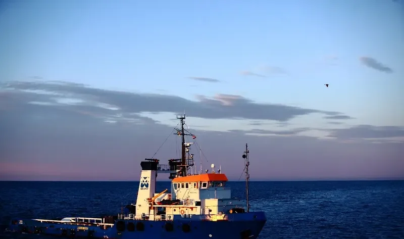 SNIPE Offshore Vessel IMO 8111740 photo 9