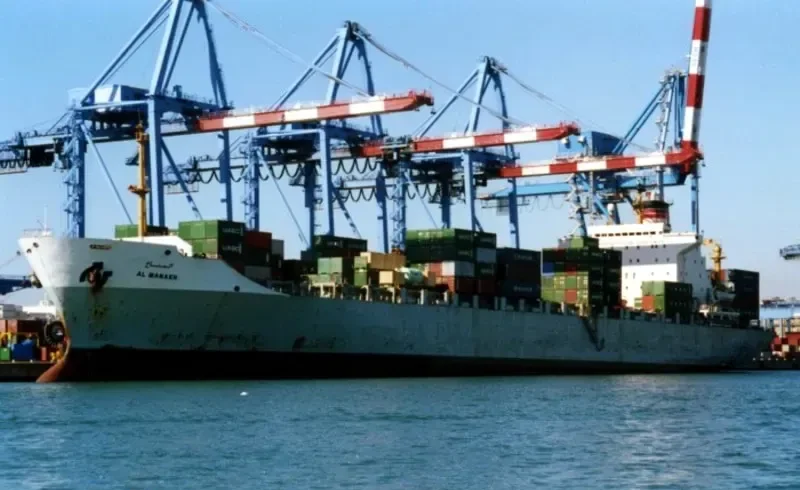 MANAKH Container Ship IMO 8117263 photo 2