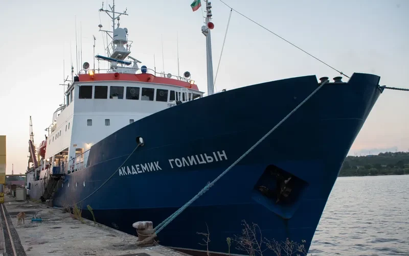 AKADEMIK GOLITSYN General Cargo IMO 8119003 photo 6