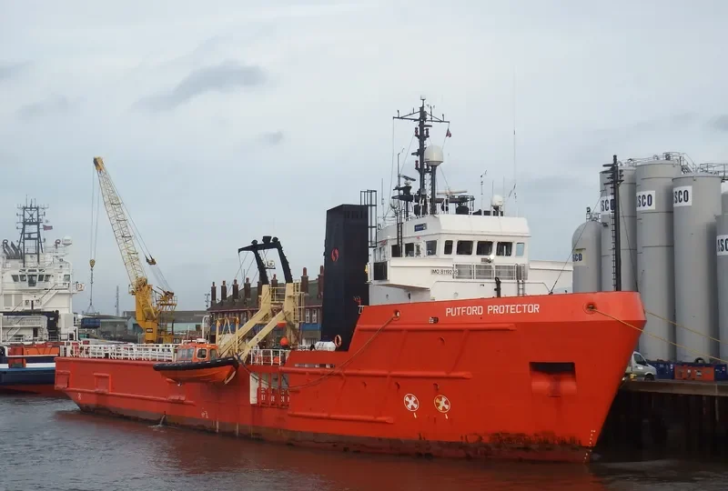 PUTFORD PROTECTOR Offshore Vessel IMO 8119235 photo 6