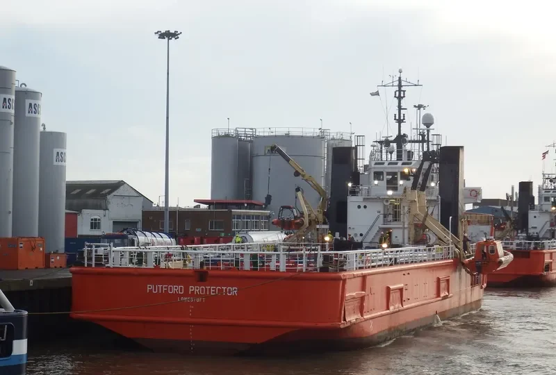 PUTFORD PROTECTOR Offshore Vessel IMO 8119235 photo 8