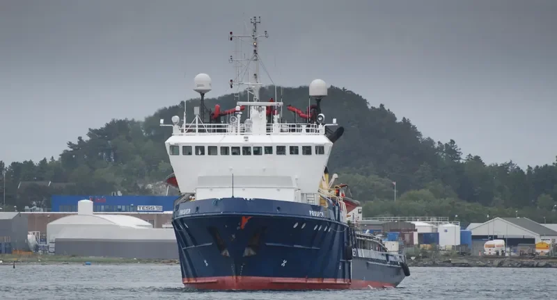 KARADENIZ POWERSHIP REFAKAT SU Offshore Vessel IMO 8119601 photo 9