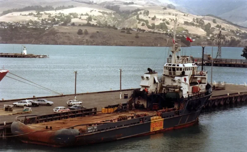 MIGHTY TIDE Offshore Vessel IMO 8119625 photo 2