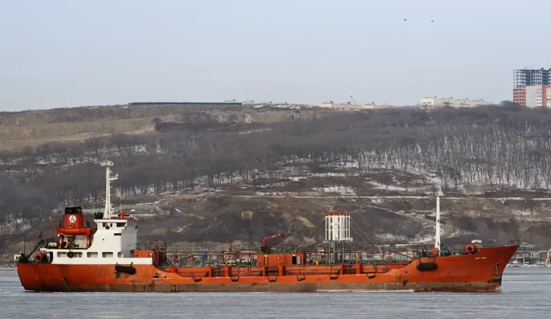 VITYAZ Tanker IMO 8125703 photo 4