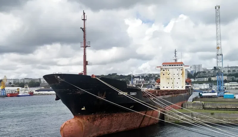 CAPTAIN TSAREV Container Ship IMO 8128860 photo 4