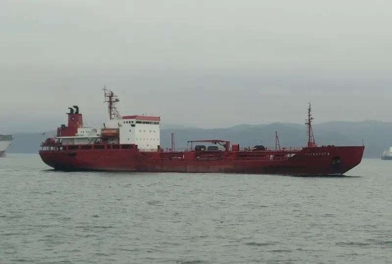 TAGANROGA Tanker IMO 8129606 photo 9