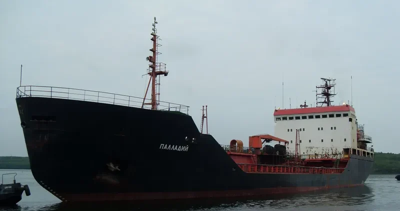 PALLADIY Tanker IMO 8129620 photo 2