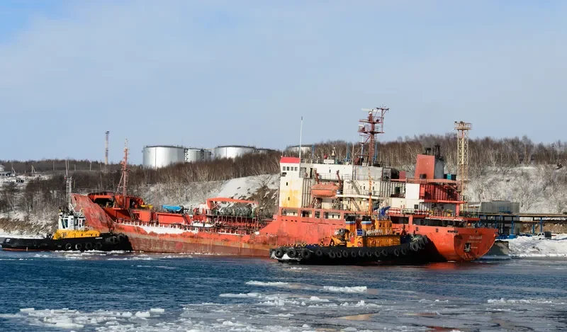 PALLADIY Tanker IMO 8129620 photo 7