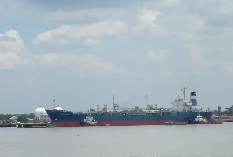 SAIGON Tanker IMO 8130083 photo 7