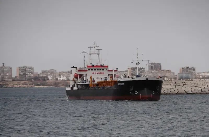 NAFTALAN Tanker IMO 8138906 photo 4