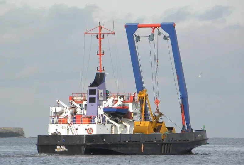 WILTON Offshore Vessel IMO 8201569 photo 6