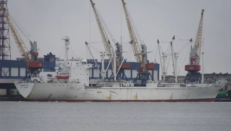 HUDSON BAY General Cargo IMO 8202654 photo 7