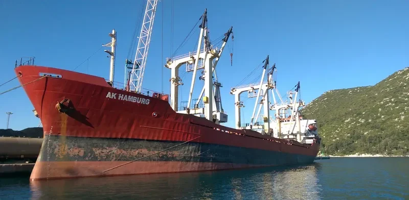 AK HAMBURG General Cargo IMO 8204157 photo 5