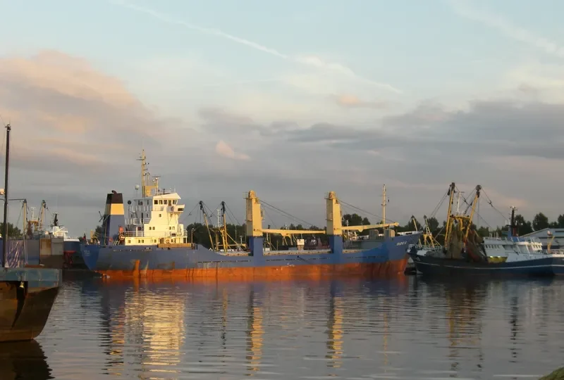 SUZIE Q General Cargo IMO 8205204 photo 4