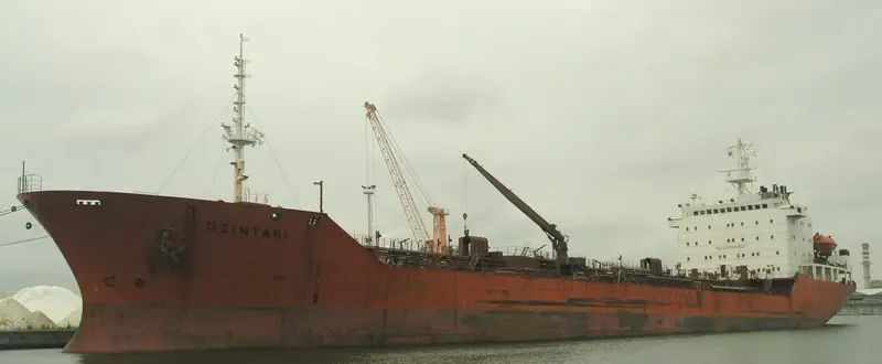 DZINTARI Tanker IMO 8207276 photo 2