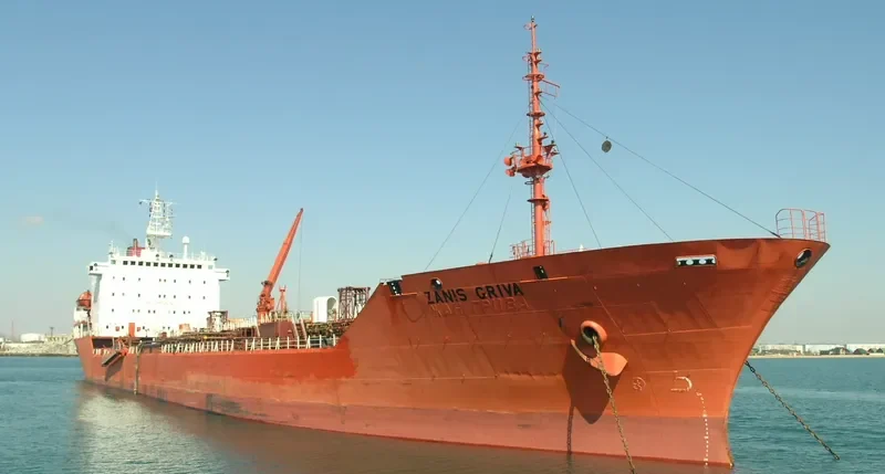 ZANIS GRIVA Tanker IMO 8207290 photo 6
