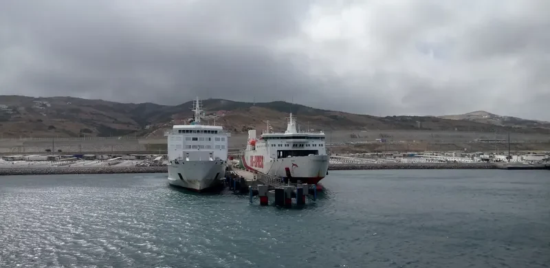 POETA LOPEZ ANGLADA Ro-Ro IMO 8208763 photo 4
