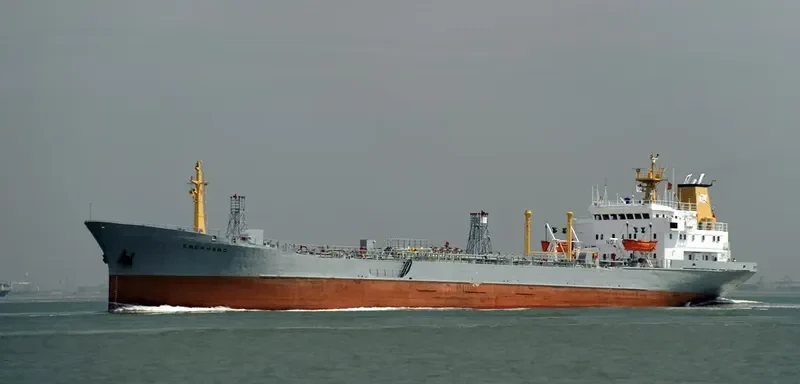 VRINDA Tanker IMO 8209652 photo 10