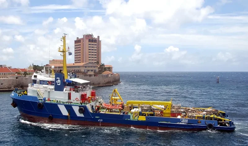 7 SEAS Offshore Vessel IMO 8210118 photo 2