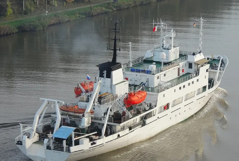 AKADEMIK NIKOLAY STRAKHOV General Cargo IMO 8211174 photo 6