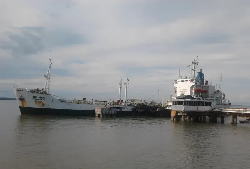 MELAHIN/PERTAMINA 36 Tanker IMO 8211241 photo 2
