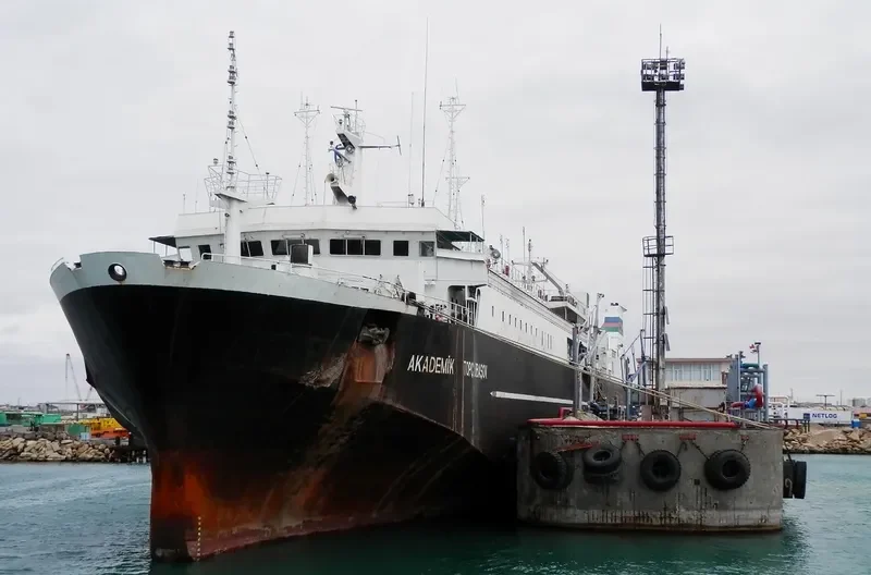 AKADEMIK TOPCHUBASHOV Ro-Ro IMO 8212570 photo 6