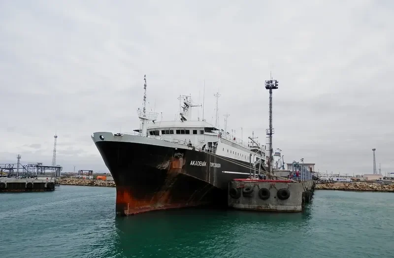 AKADEMIK TOPCHUBASHOV Ro-Ro IMO 8212570 photo 7