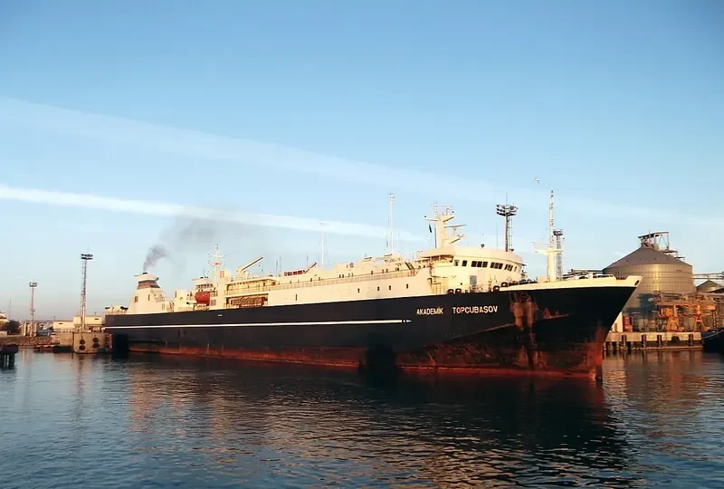 AKADEMIK TOPCHUBASHOV Ro-Ro IMO 8212570 photo 9