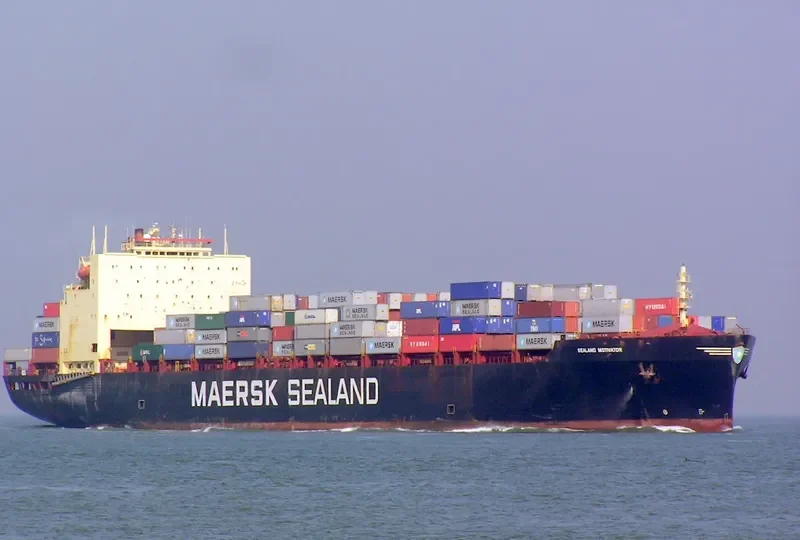 SEA LAND MOTIVATOR Container Ship IMO 8212623 photo 2