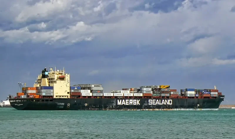 SEA LAND COMMITMENT Container Ship IMO 8212702