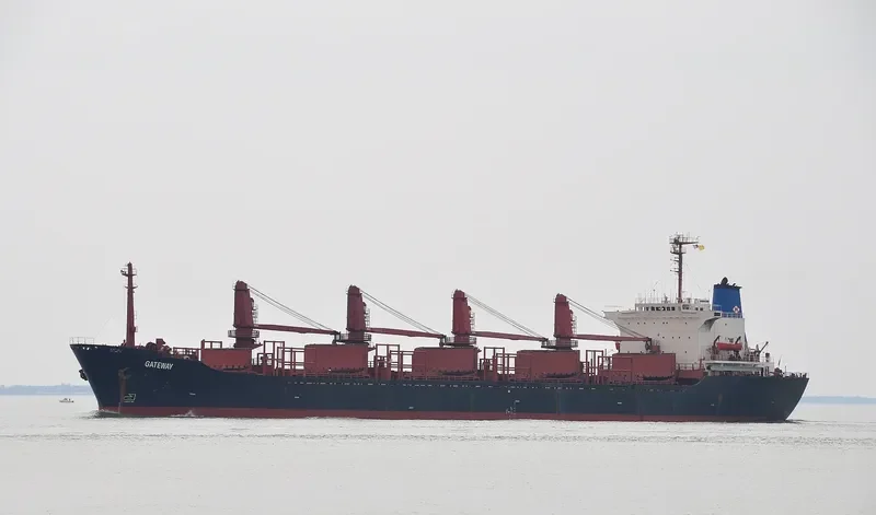 GOLDEN OCEAN Bulk Carrier IMO 8213847 photo 10