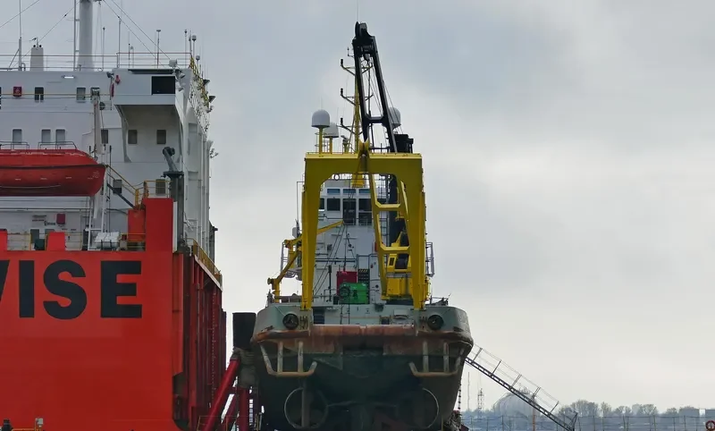 SMIT ORCA Offshore Vessel IMO 8213885 photo 3