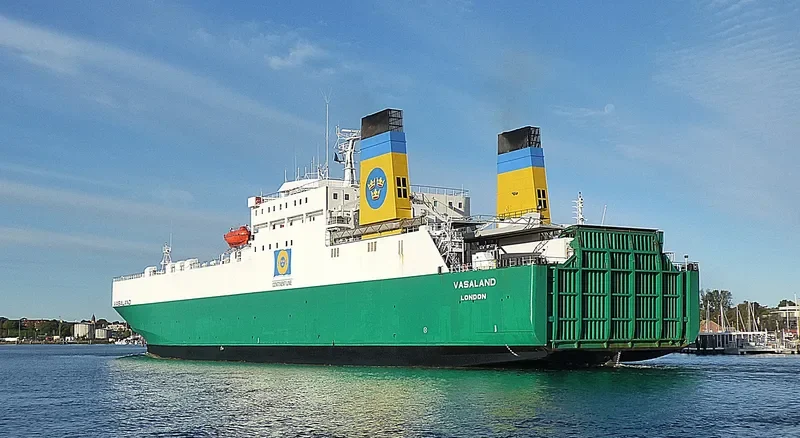 GREENLAND Ro-Ro IMO 8222111 photo 8