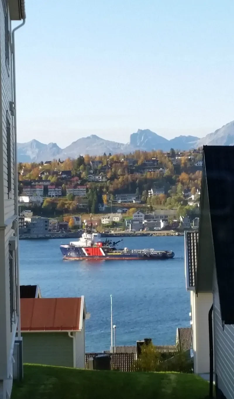 NSO CRUSADER Offshore Vessel IMO 8224470 photo 3