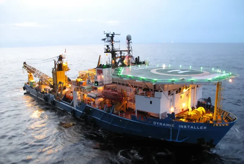 OCEANIC INSTALLER Offshore Vessel IMO 8224494 photo 2