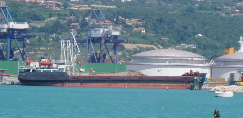 VOLGO BALT 240 General Cargo IMO 8230546 photo 2