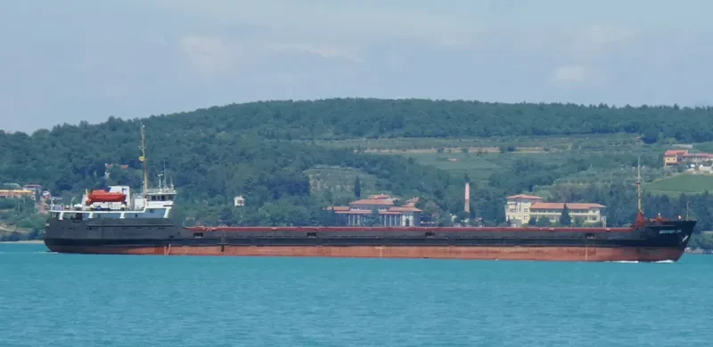 VOLGO BALT 240 General Cargo IMO 8230546 photo 3