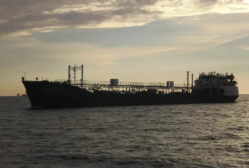 VOLGONEFT 103 Tanker IMO 8230601 photo 10