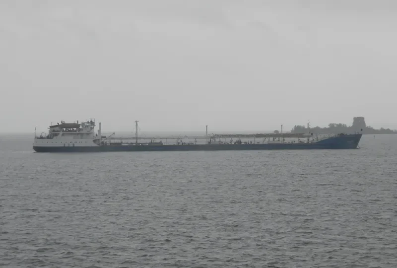 VOLGONEFT 130 Tanker IMO 8230742 photo 4