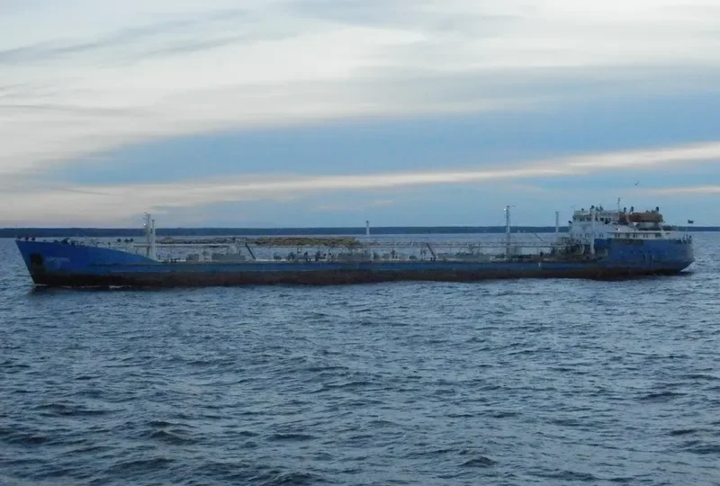 VOLGONEFT 135 Tanker IMO 8230778 photo 4