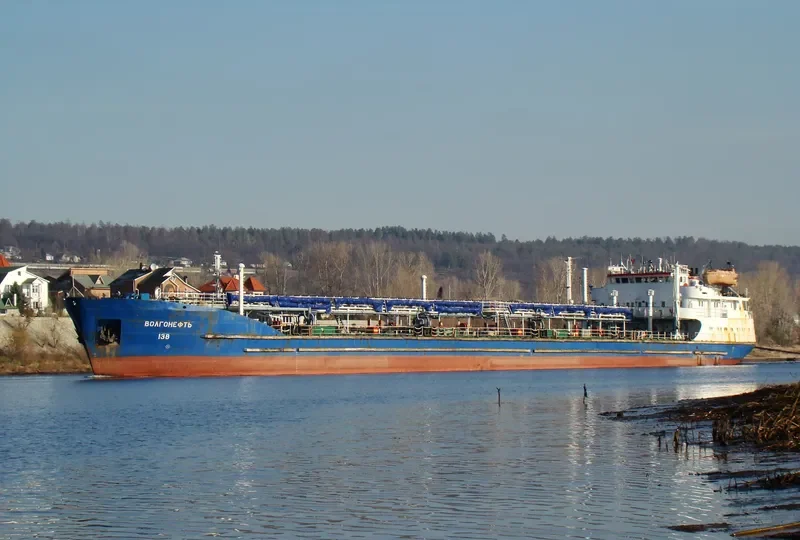 VOLGONEFT 138 Tanker IMO 8230807 photo 8