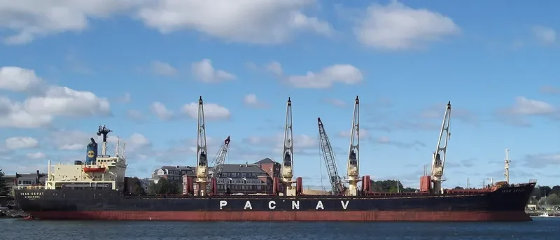 MISTRAL Bulk Carrier IMO 8300585 photo 8