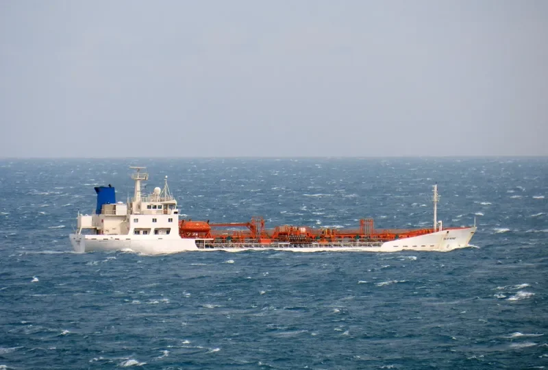 OLD WINE Tanker IMO 8300951 photo 5