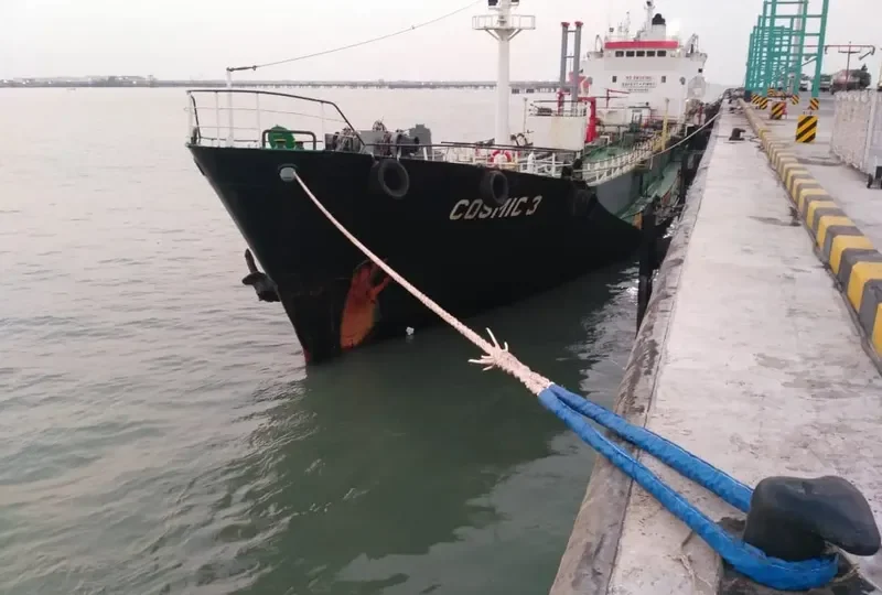 COSMIC 3 Tanker IMO 8303460