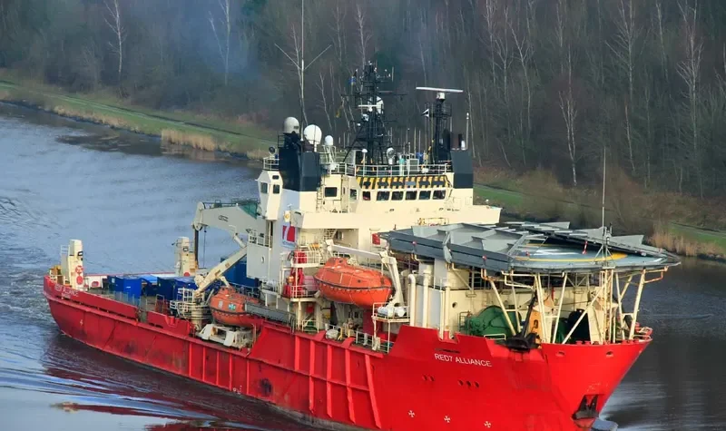 WILCHIEF 1 Offshore Vessel IMO 8304799 photo 9
