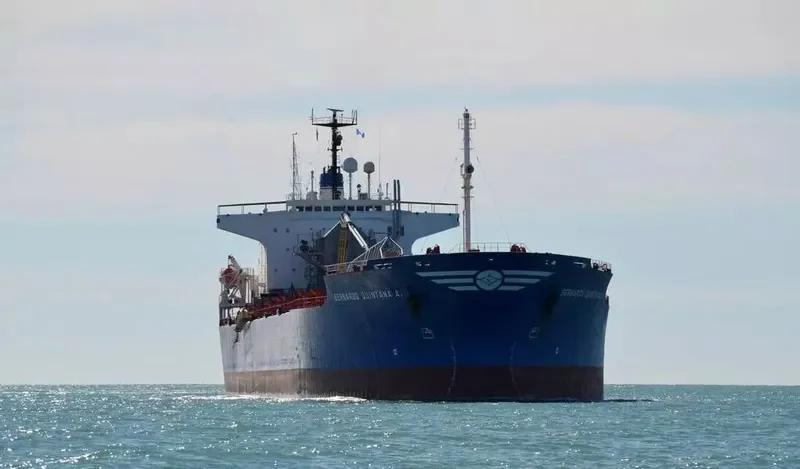 BERNARDO QUINTANA A. Bulk Carrier IMO 8312215 photo 4